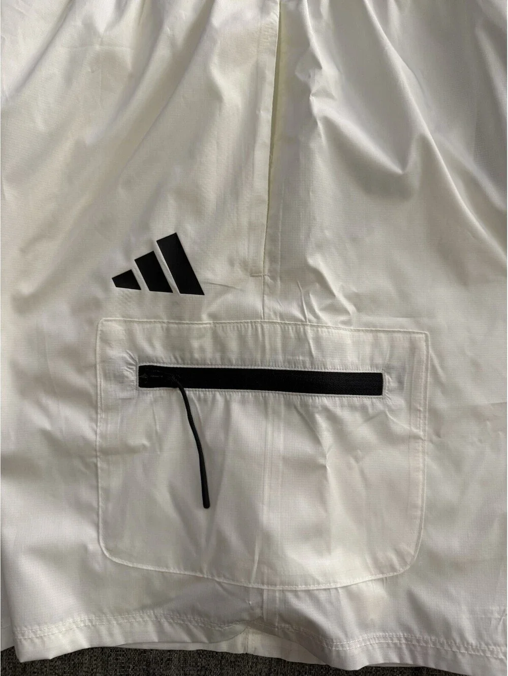 Adidas Men Medium Sportswear City Escape MultiSports Shorts Off White JF3348 New